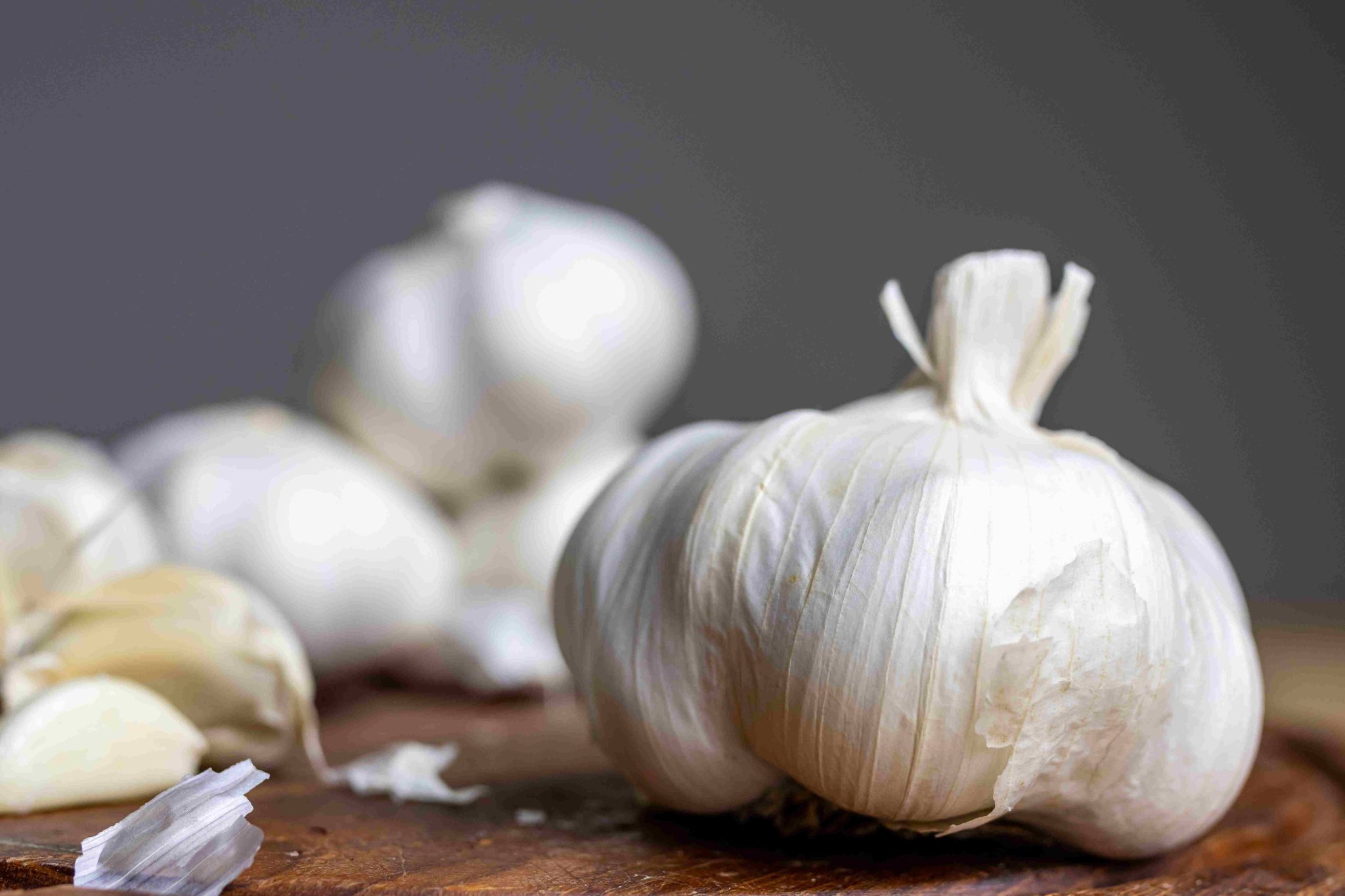 Why Older Adults Should Eat More Garlic?