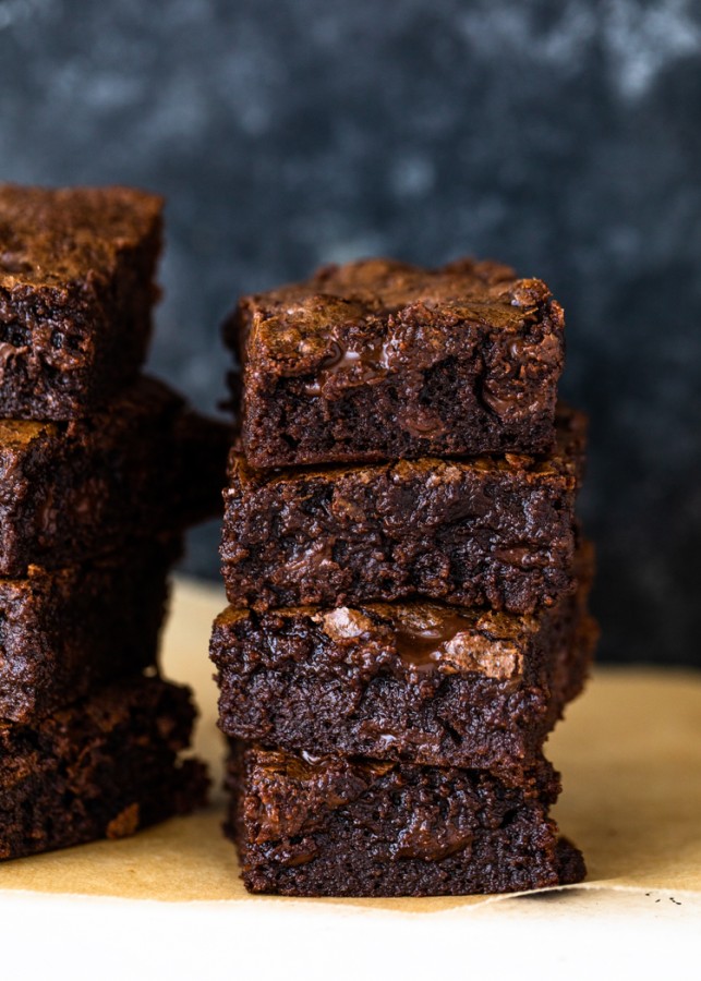 Easy One-Bowl Fudgy Brownies