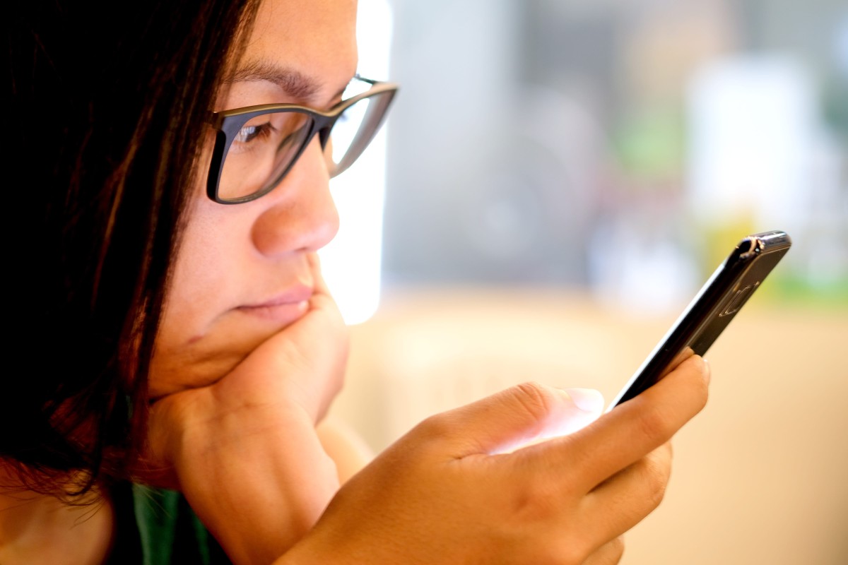 Passive screen time and dementia risk